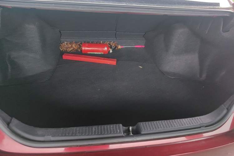 Used Toyota Reiz 2013 2.5V Shangrui Edition Trunk