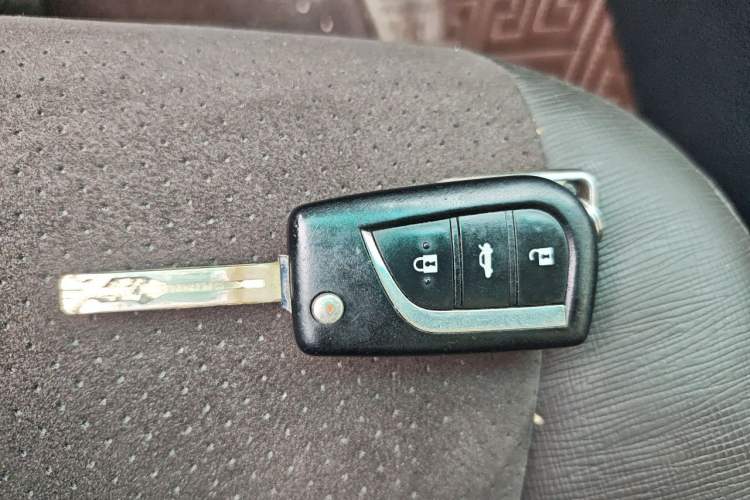 Used Toyota Reiz 2013 2.5V Shangrui Edition Vehicle Key