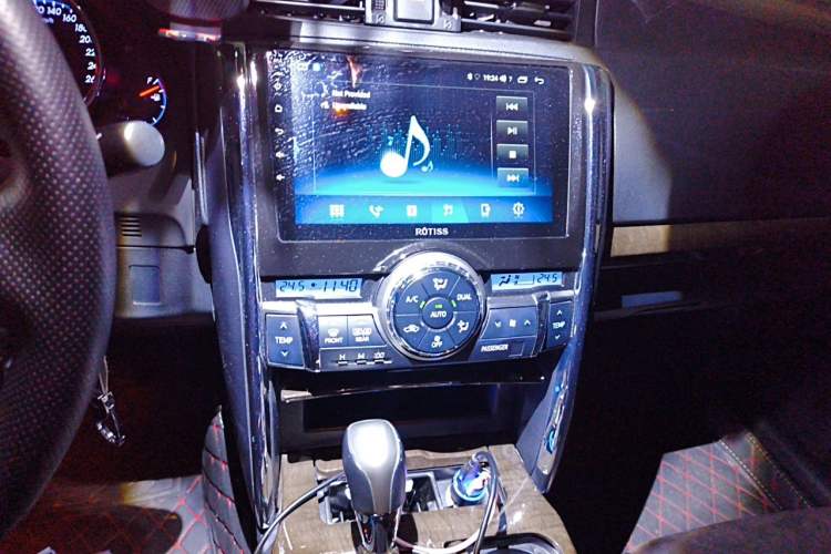 Used Toyota Reiz 2013 2.5V Shangrui Edition Audio And AC Panel
