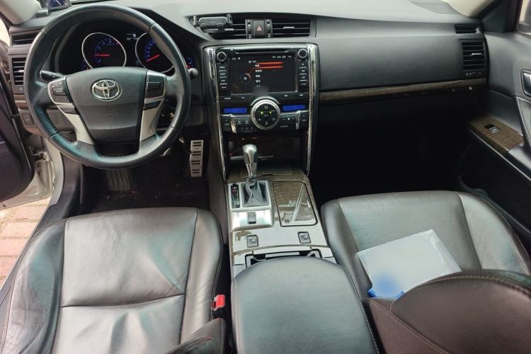 Used Toyota Reiz 2013 2.5V Elite Edition Center Console