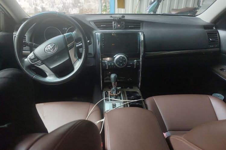 Used Toyota Reiz 2013 2.5S Elite Edition Center Console