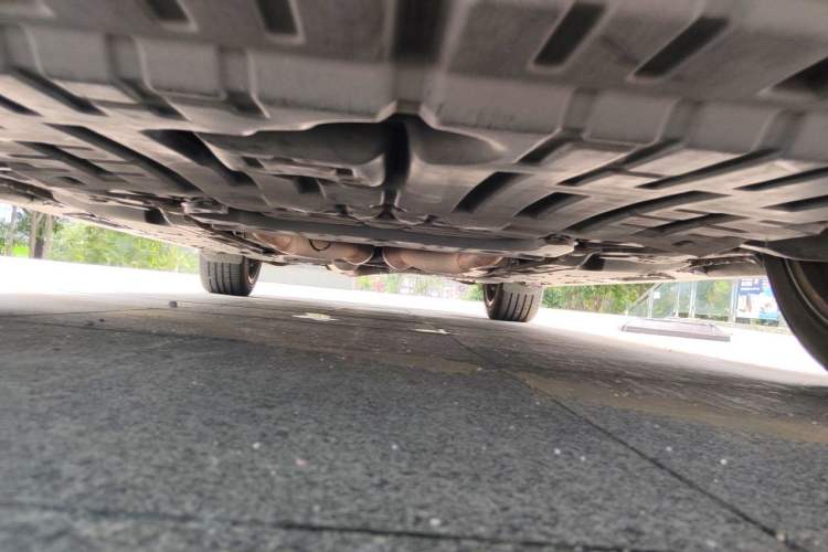 Used Toyota Reiz 2013 2.5V Shangrui Edition Chassis Front