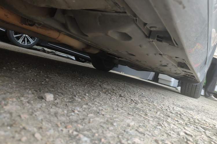 Used Toyota Reiz 2013 2.5S Elite Edition Chassis Front Left