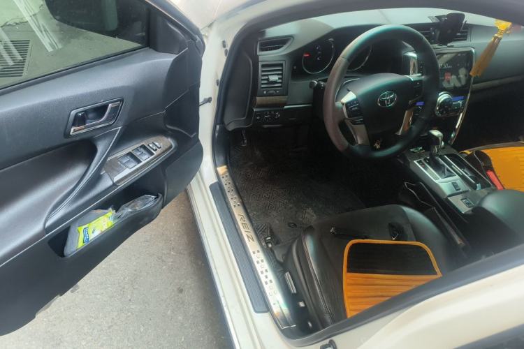 Used Toyota Reiz 2013 2.5V Shangrui Edition Driver Seat