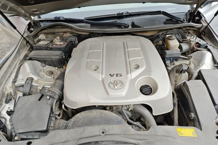Used Toyota Reiz 2013 2.5V Shangrui Edition Engine Bay