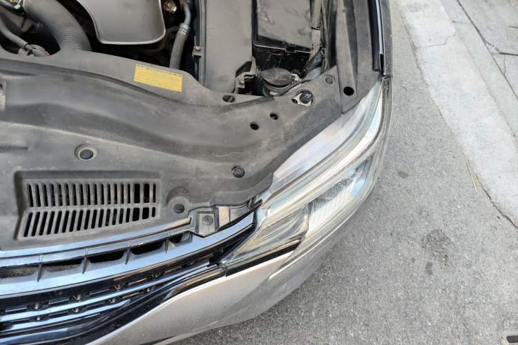 Used Toyota Reiz 2013 2.5V Shangrui Edition Engine Bay Left
