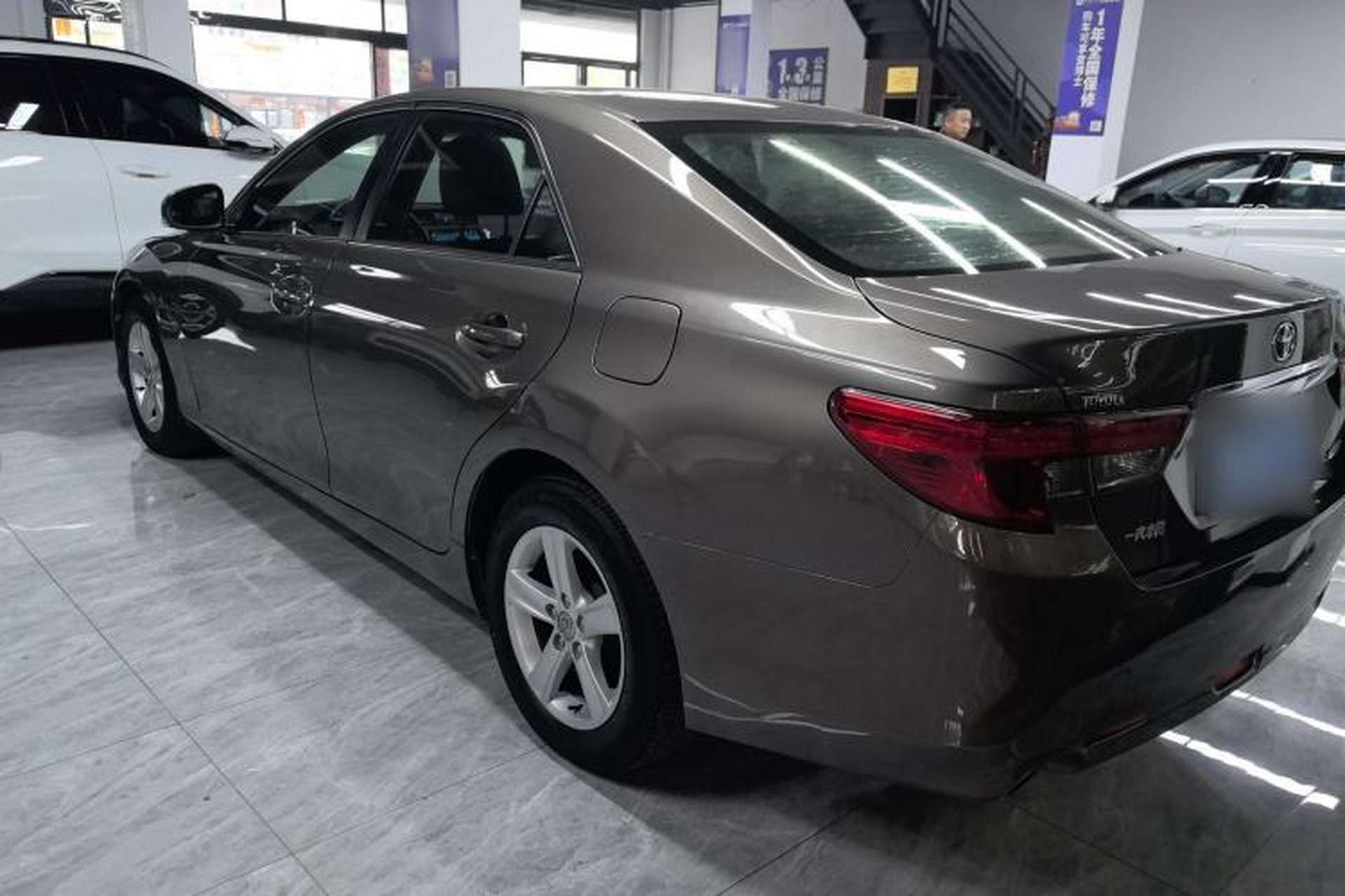 Used Toyota Reiz 2013 2.5V Elite Edition Exterior 2