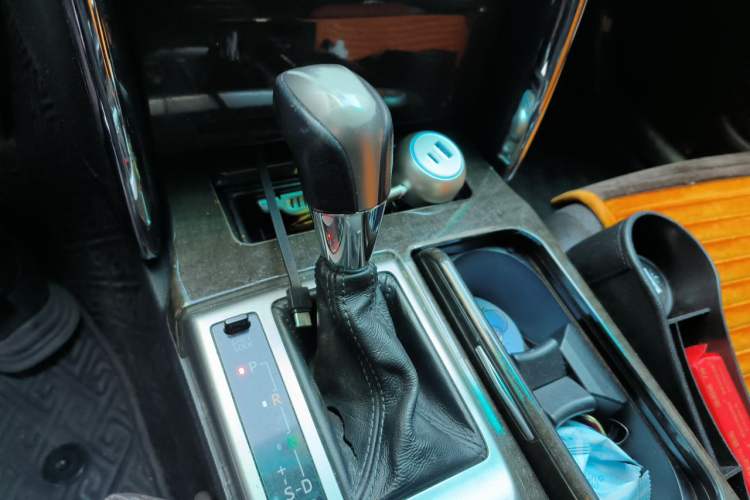 Used Toyota Reiz 2013 2.5V Shangrui Edition Gear Lever
