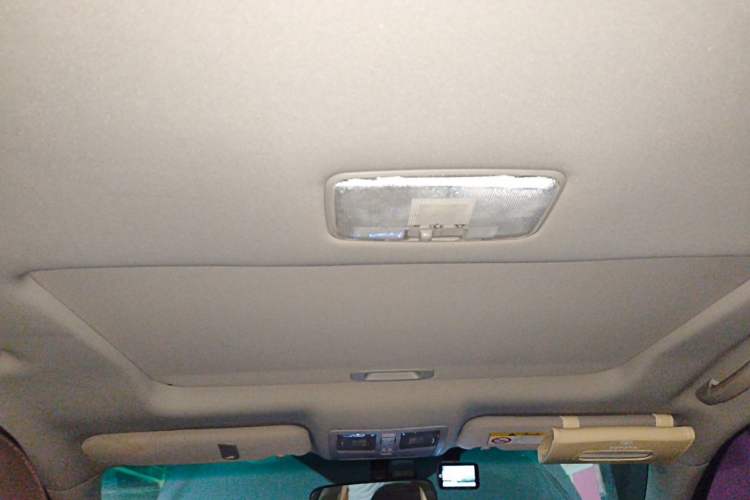 Used Toyota Reiz 2013 2.5V Shangrui Edition Headliner