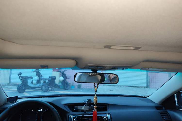 Used Toyota Reiz 2013 2.5V Shangrui Edition Headliner