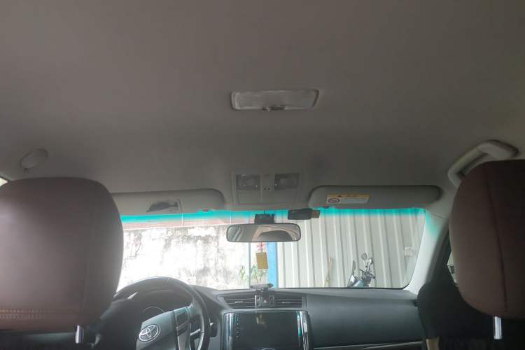 Used Toyota Reiz 2013 2.5S Elite Edition Headliner