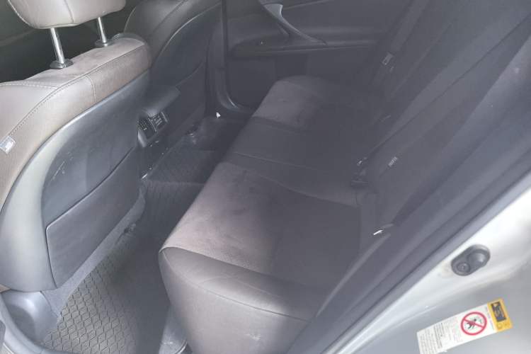 Used Toyota Reiz 2013 2.5V Shangrui Edition Interior 1