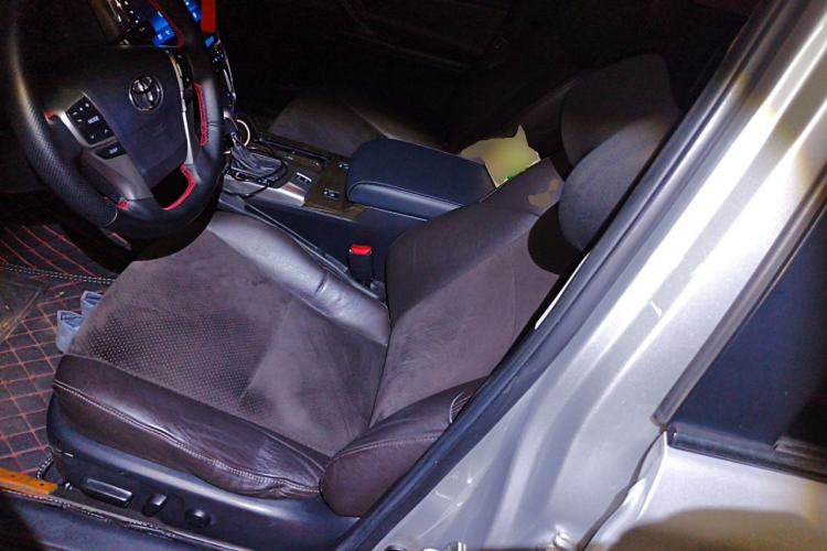 Used Toyota Reiz 2013 2.5V Shangrui Edition Left Front Seat