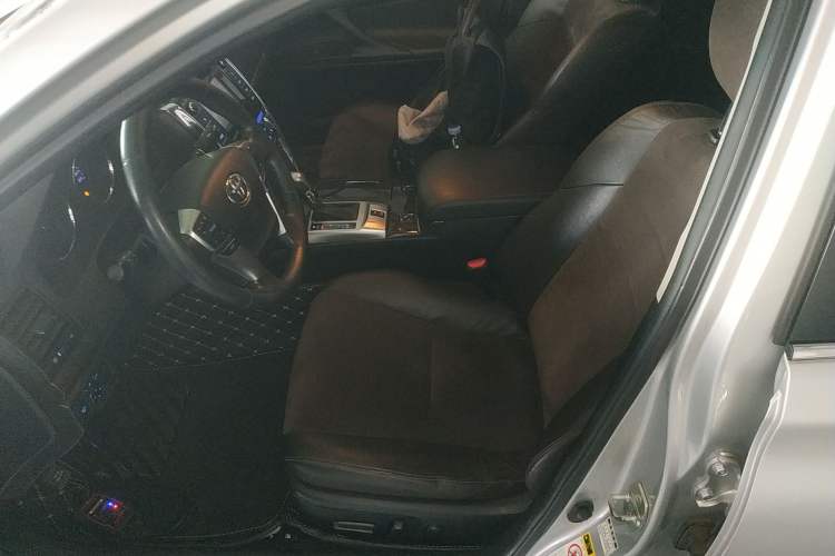 Used Toyota Reiz 2013 2.5V Shangrui Edition Left Front Seat