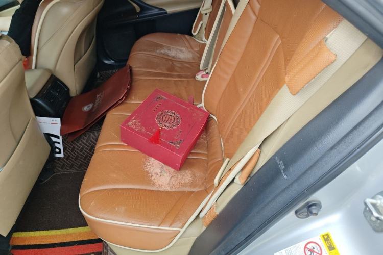 Used Toyota Reiz 2013 2.5V Shangrui Edition Left Rear Seat