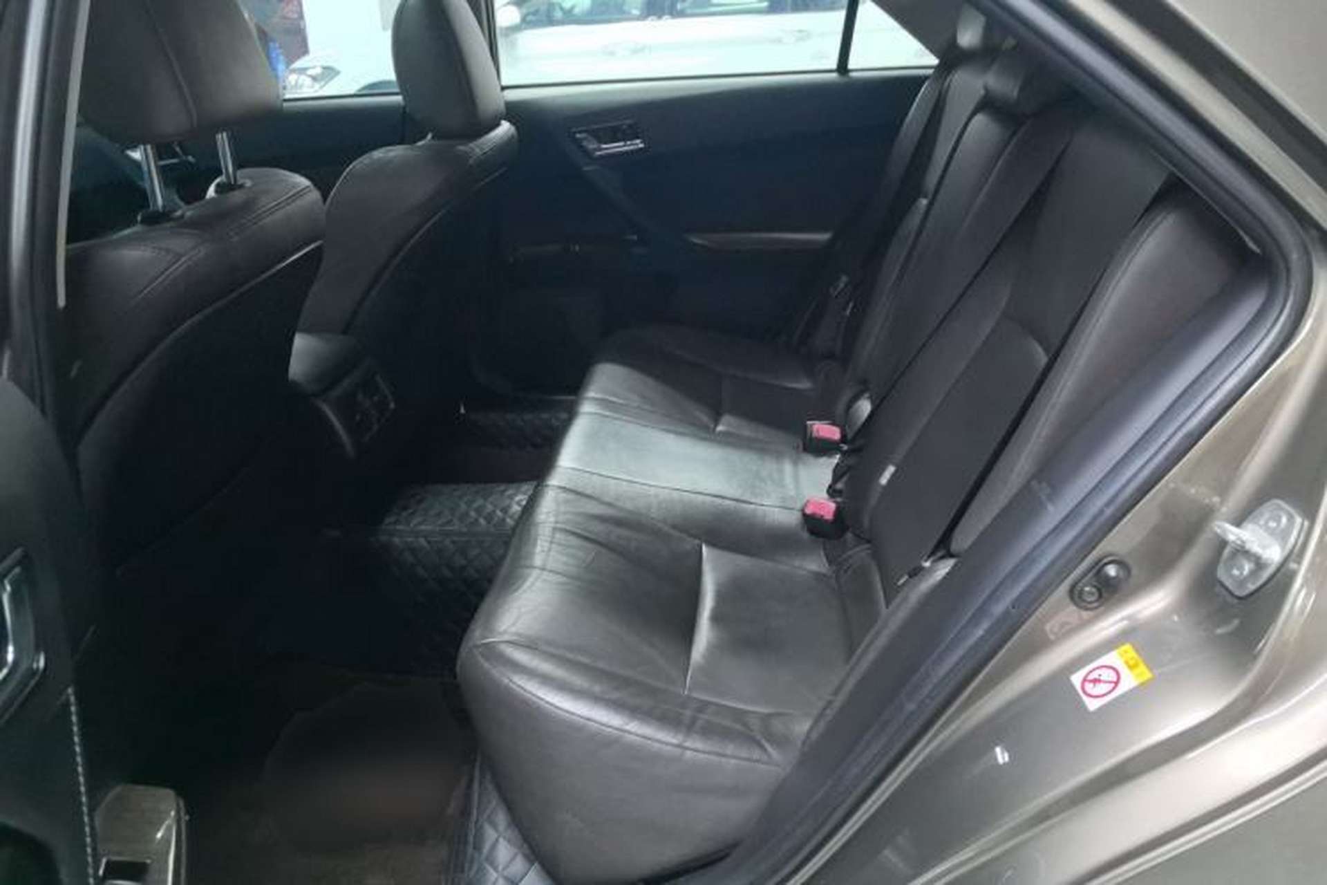 Used Toyota Reiz 2013 2.5V Elite Edition Left Rear Seat