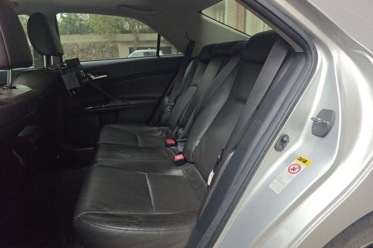 Used Toyota Reiz 2013 2.5V Elite Edition Left Rear Seat