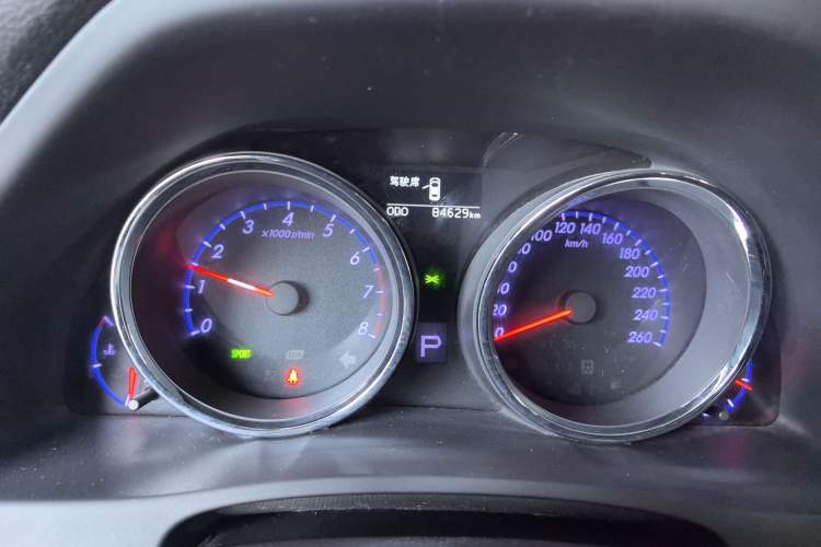 Used Toyota Reiz 2013 2.5V Shangrui Edition Odometer Close Up