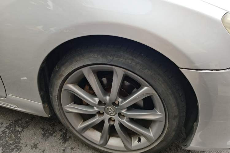 Used Toyota Reiz 2013 2.5V Shangrui Edition Right Front Wheel Hub