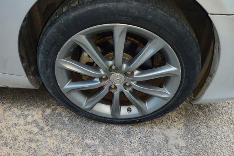 Used Toyota Reiz 2013 2.5V Shangrui Edition Right Front Wheel Hub