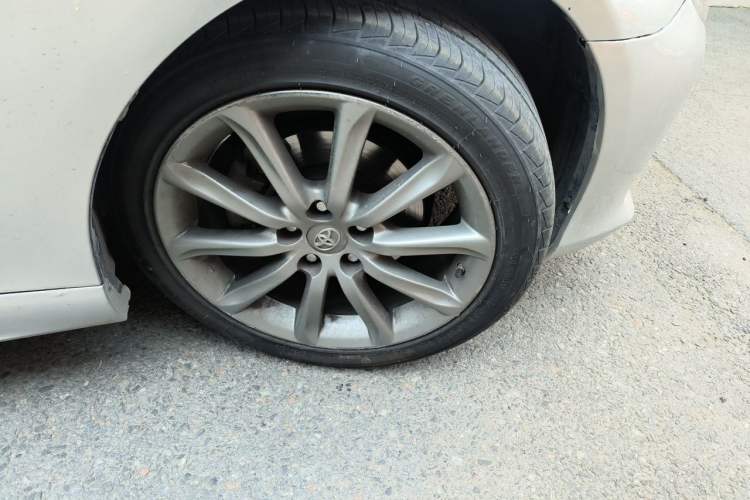 Used Toyota Reiz 2013 2.5V Shangrui Edition Right Front Wheel Hub