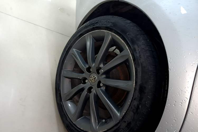 Used Toyota Reiz 2013 2.5V Shangrui Edition Right Rear Wheel Hub