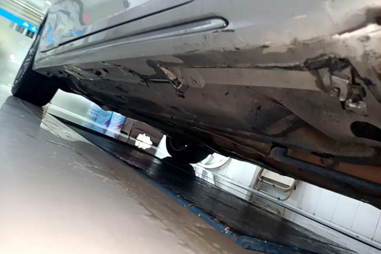 Used Toyota Reiz 2013 2.5V Shangrui Edition Right Side Sill