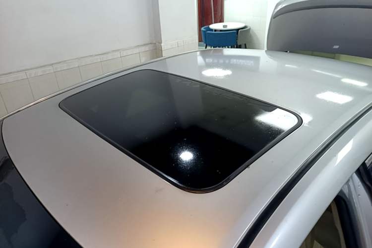 Used Toyota Reiz 2013 2.5V Shangrui Edition Roof