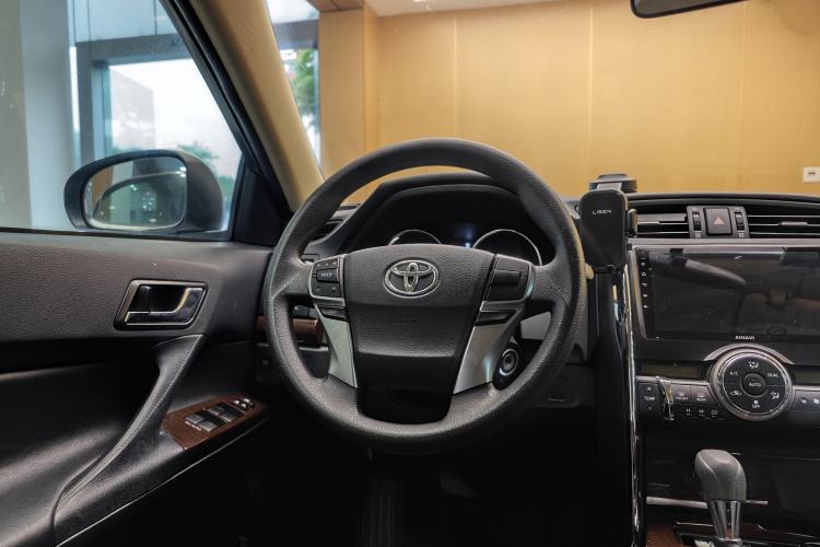 Used Toyota Reiz 2013 2.5S Elite Edition Steering Wheel