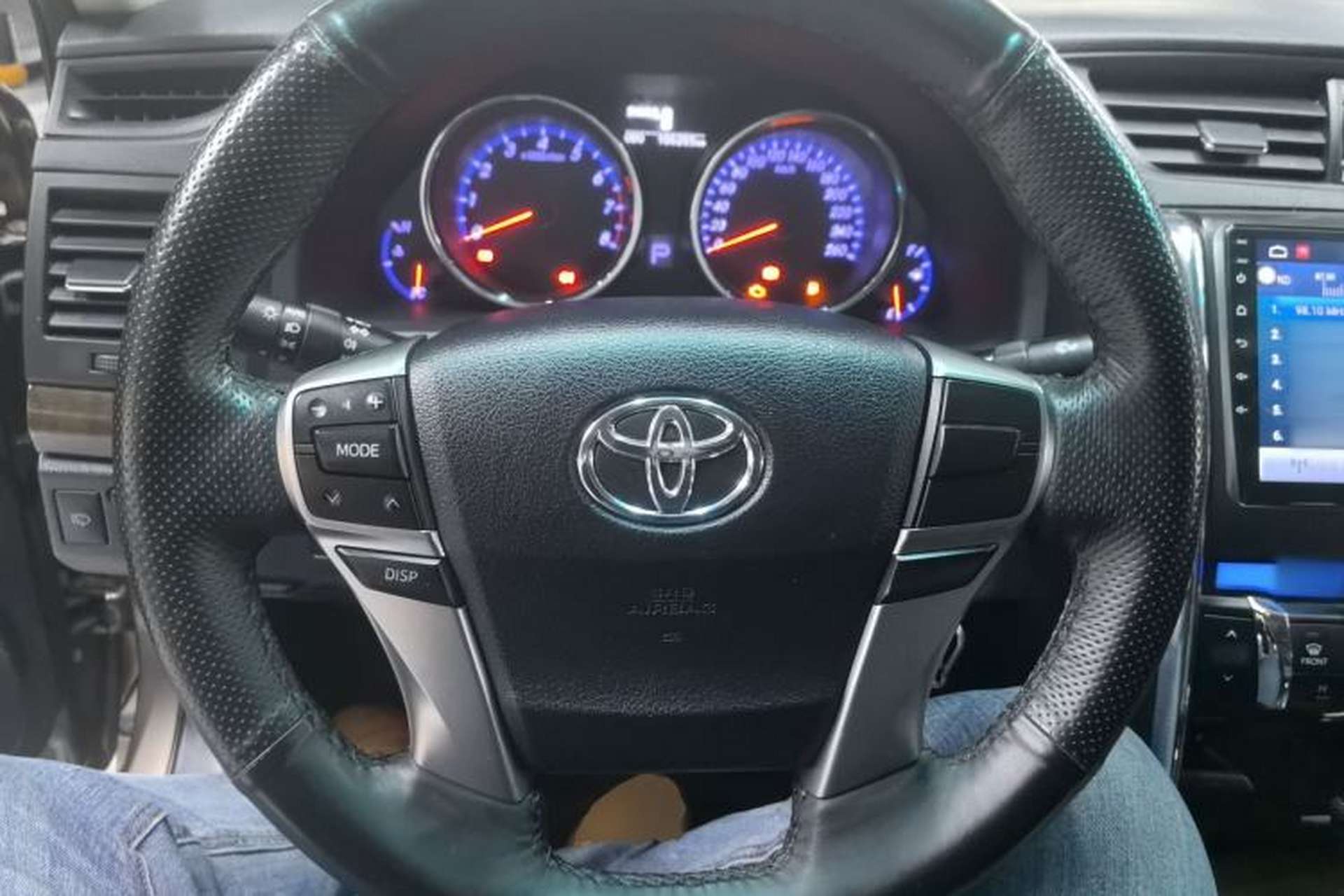 Used Toyota Reiz 2013 2.5V Elite Edition Steering Wheel
