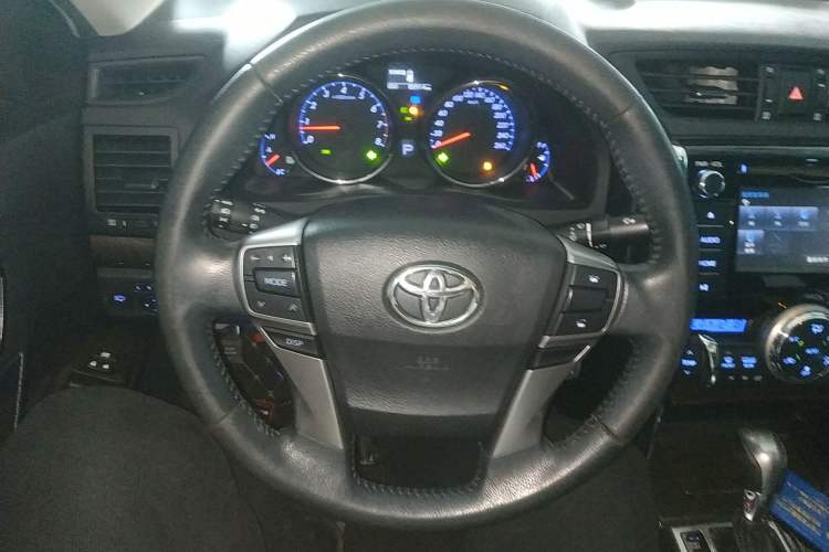 Used Toyota Reiz 2013 2.5V Shangrui Edition Steering Wheel