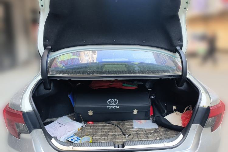 Used Toyota Reiz 2013 2.5V Shangrui Edition Trunk