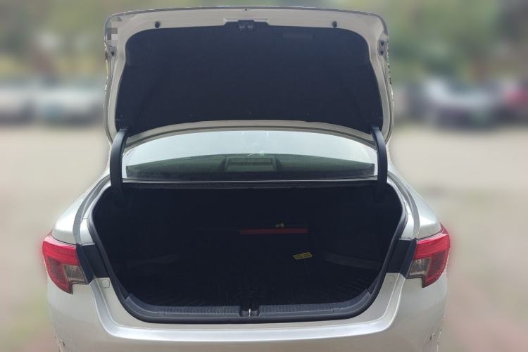 Used Toyota Reiz 2013 2.5V Elite Edition Trunk