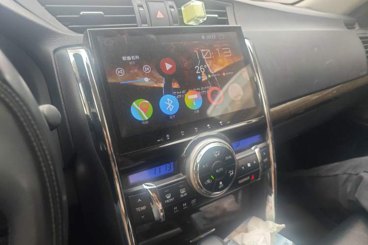 Used Toyota Reiz 2013 2.5S Elite Edition Audio And AC Panel