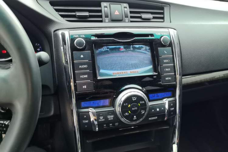 Used Toyota Reiz 2013 2.5V Shangrui Edition Audio And AC Panel