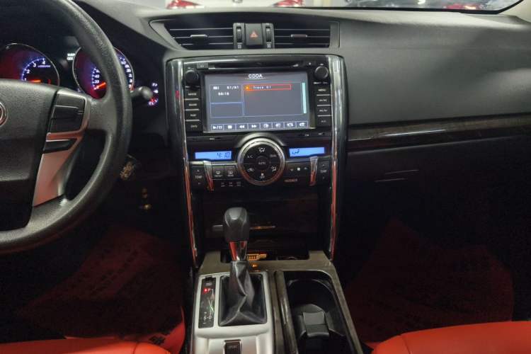 Used Toyota Reiz 2013 2.5S Elite Edition Audio And AC Panel