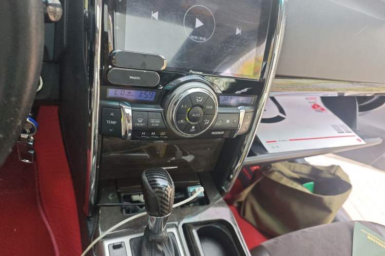 Used Toyota Reiz 2013 2.5V Shangrui Edition Audio And AC Panel