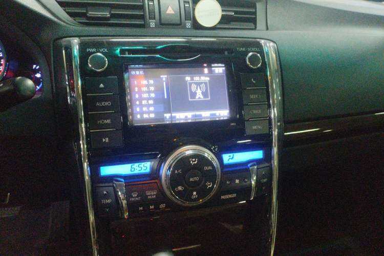 Used Toyota Reiz 2013 2.5V Shangrui Edition Audio And AC Panel