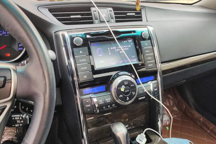 Used Toyota Reiz 2013 2.5V Shangrui Edition Audio And AC Panel