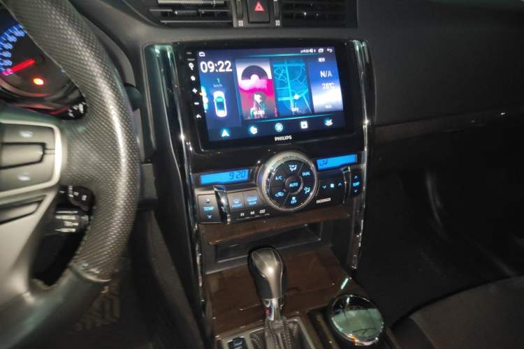 Used Toyota Reiz 2013 2.5V Shangrui Edition Audio And AC Panel