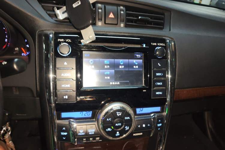 Used Toyota Reiz 2013 2.5V Shangrui Edition Audio And AC Panel