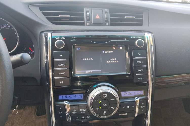 Used Toyota Reiz 2013 2.5V Shangrui Edition Audio And AC Panel