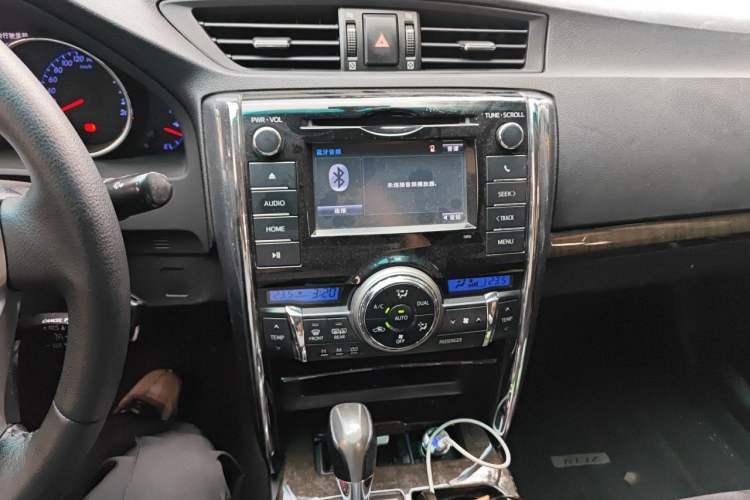 Used Toyota Reiz 2013 2.5V Shangrui Edition Audio And AC Panel
