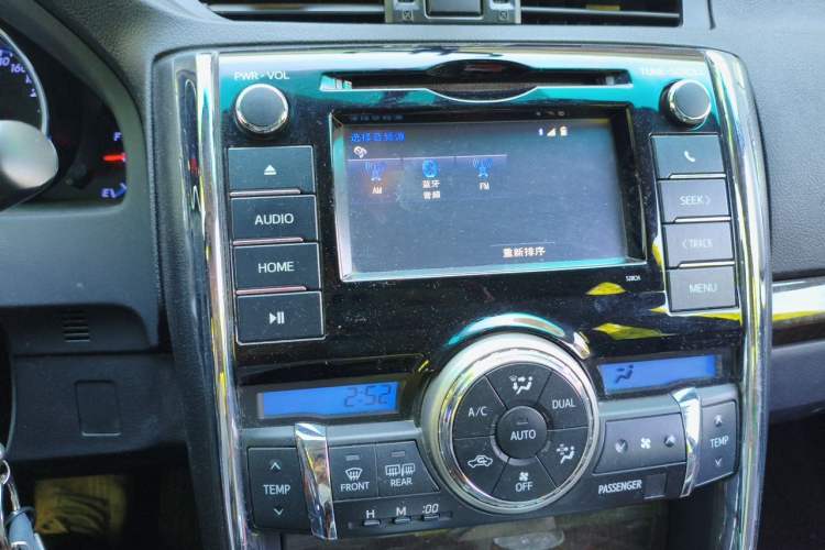 Used Toyota Reiz 2013 2.5V Shangrui Edition Audio And AC Panel
