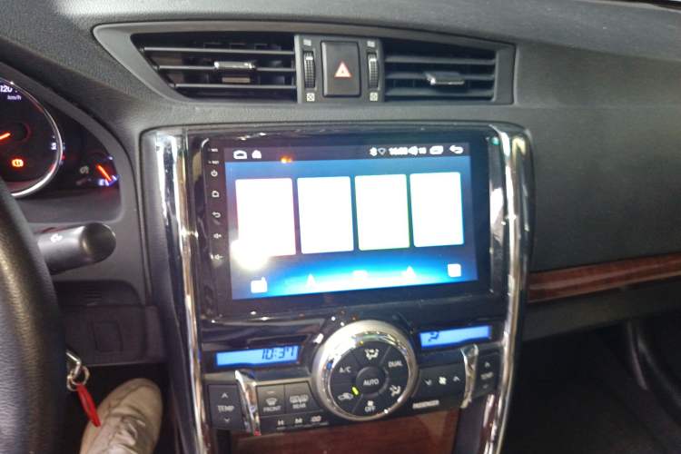 Used Toyota Reiz 2013 2.5V Shangrui Edition Audio And AC Panel