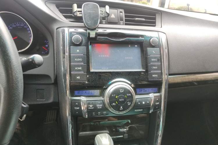 Used Toyota Reiz 2013 2.5V Shangrui Edition Audio And AC Panel