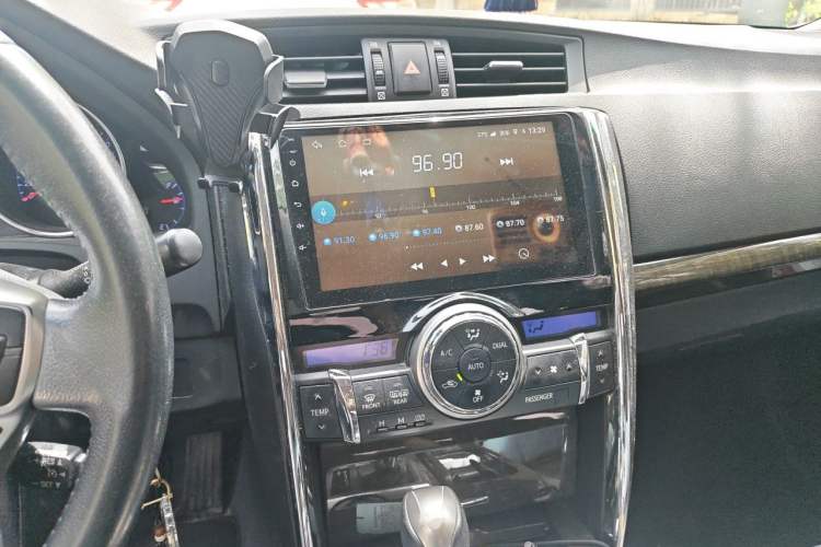 Used Toyota Reiz 2013 2.5V Shangrui Edition Audio And AC Panel