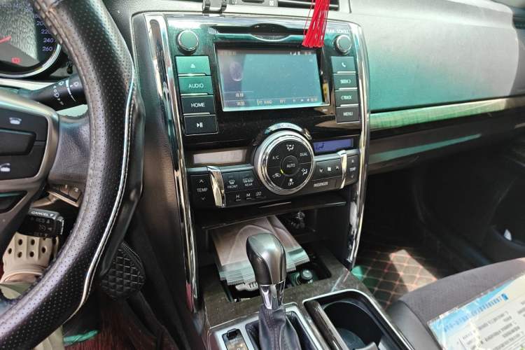 Used Toyota Reiz 2013 2.5V Shangrui Edition Audio And AC Panel