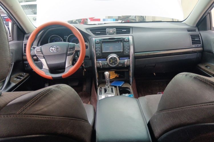 Used Toyota Reiz 2013 2.5V Shangrui Edition Center Console