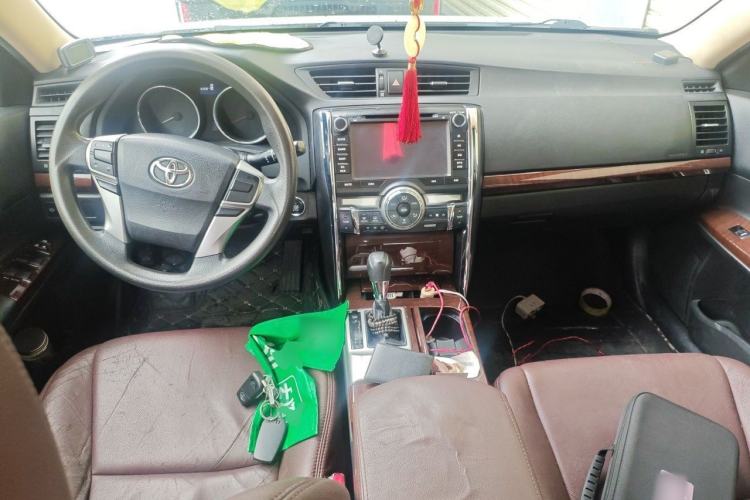 Used Toyota Reiz 2013 2.5S Elite Edition Center Console